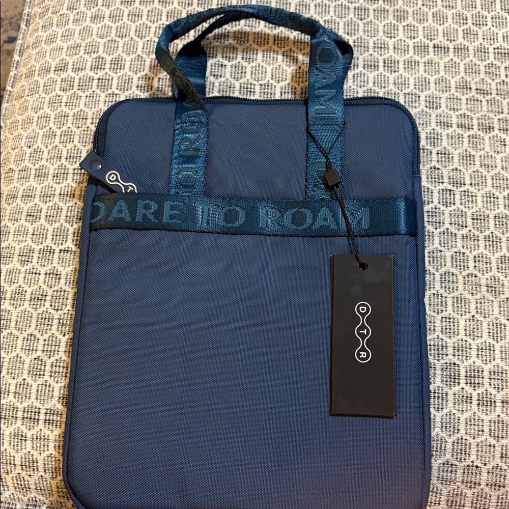 Tablet Case - Picture 2 of 3